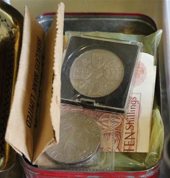 Coins & notes(-)